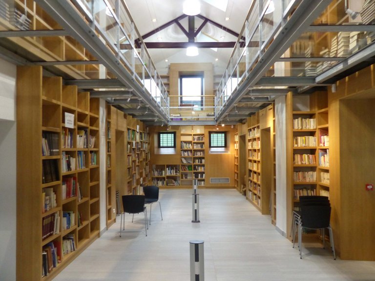 Restoration of the library of Saint-Jacques-de-Compostelle school complex in Dax (40)