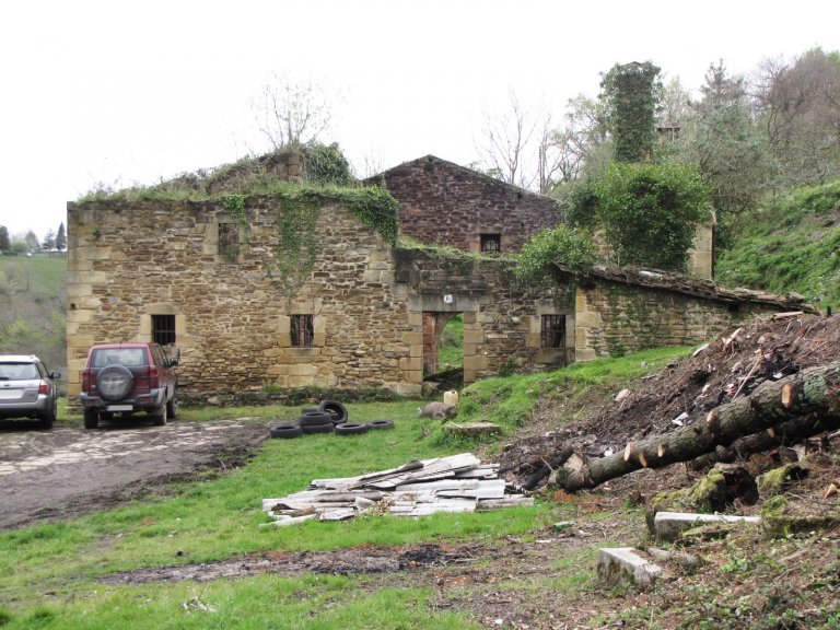 Réhabilitation d’une ancienne ferme du XIIème siècle  sur le site Manterola-Erdi à Aia (Espagne)
