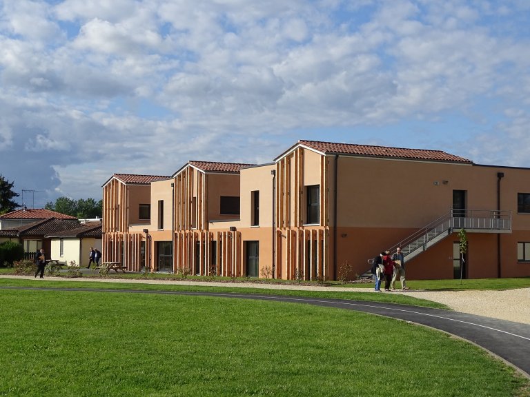 Réalisation d’un plan directeur d’aménagement et réalisation d’une résidence, des classes et un auditorium sur le site de l’institution Saint Marthe – Saint Front à Bergerac (24)
