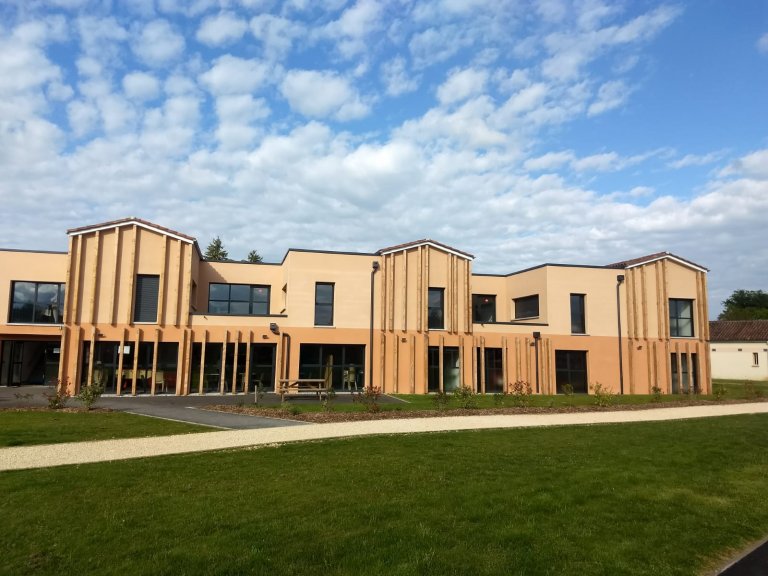 Réalisation d’un plan directeur d’aménagement et réalisation d’une résidence, des classes et un auditorium sur le site de l’institution Saint Marthe – Saint Front à Bergerac (24)