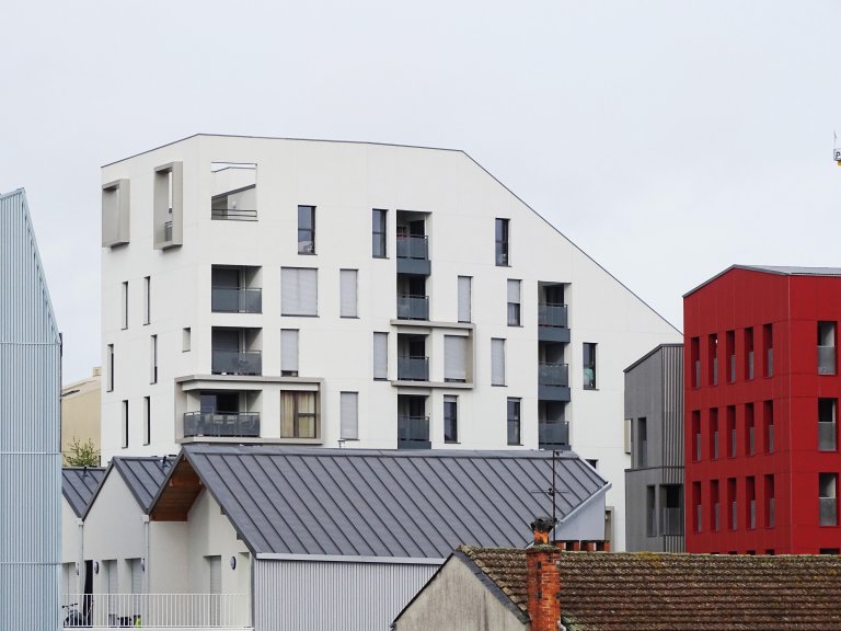 Construction de 83 logements sociaux et d’un local d’activité sur la parcelle de l’îlot B4 des « Bassins à Flot » à Bordeaux (33)