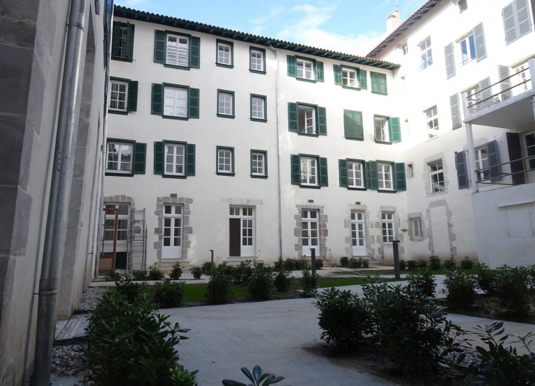 Réhabilitation complète des bâtiments de l’ancienne école du Sacré Cœur à Bayonne (64)